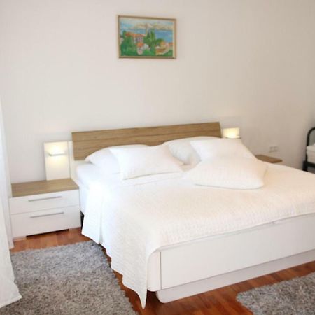 Central House Nona Crikvenica Ngoại thất bức ảnh