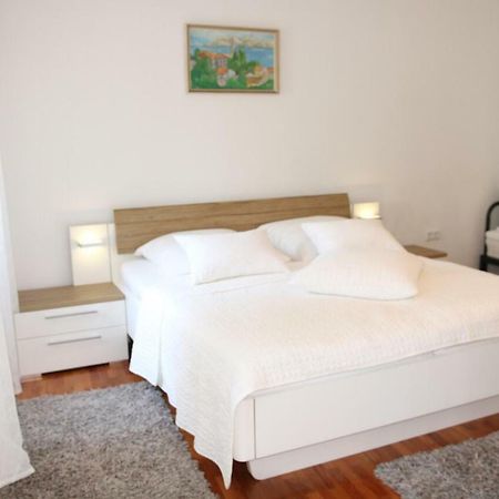 Central House Nona Villa Crikvenica Ngoại thất bức ảnh