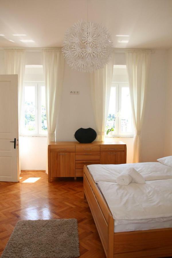 Central House Nona Crikvenica Ngoại thất bức ảnh