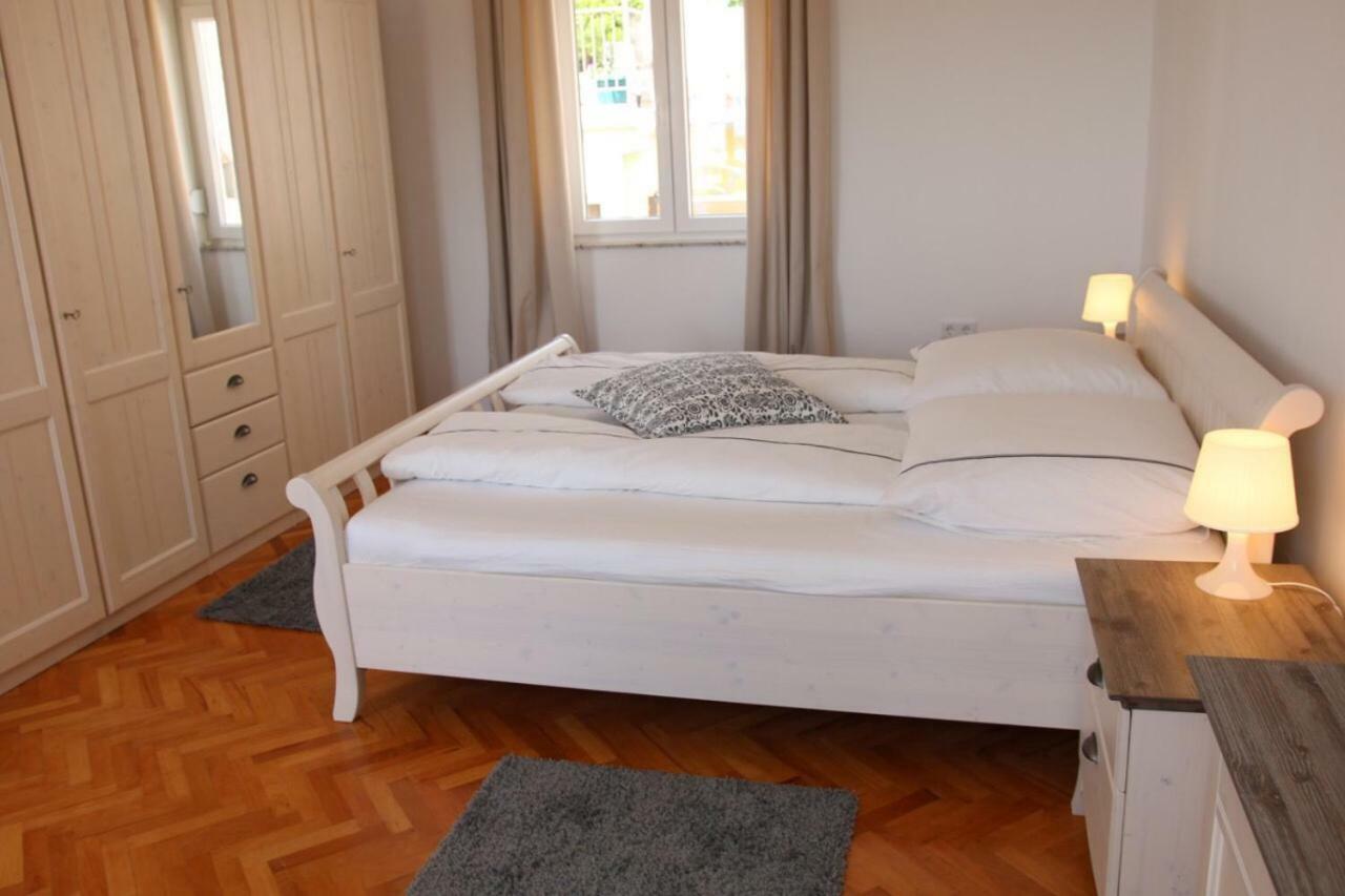Central House Nona Crikvenica Ngoại thất bức ảnh