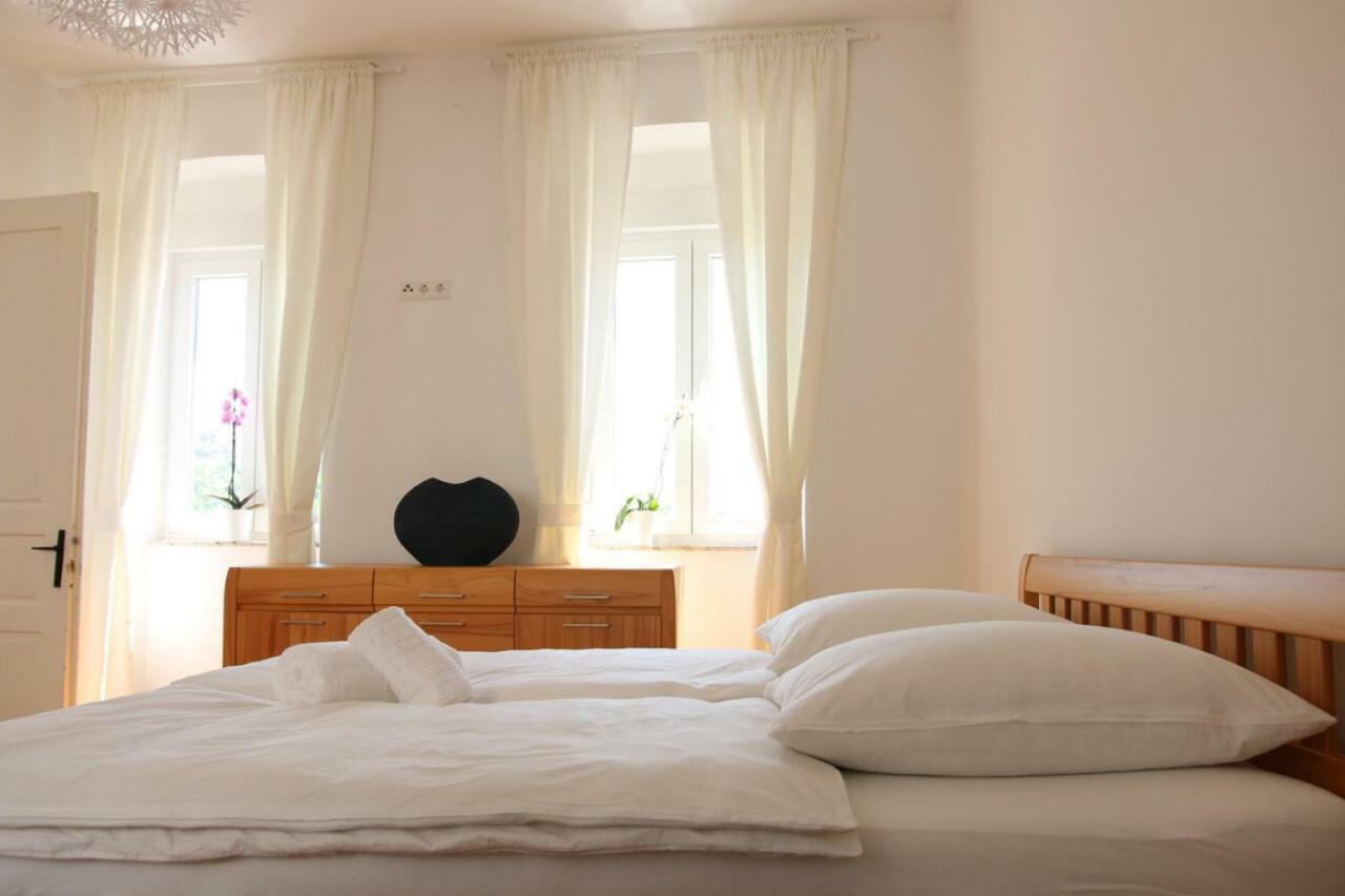 Central House Nona Crikvenica Ngoại thất bức ảnh