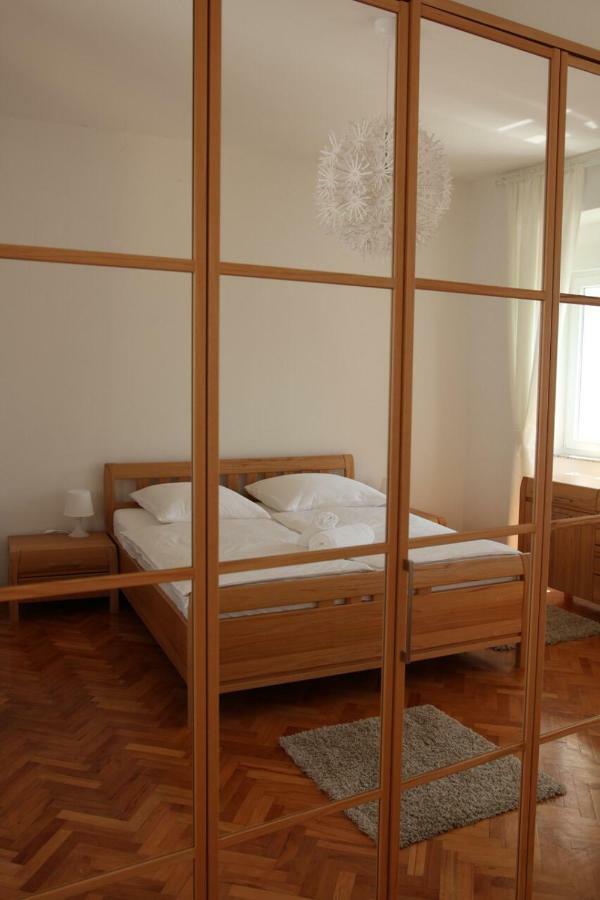 Central House Nona Crikvenica Ngoại thất bức ảnh