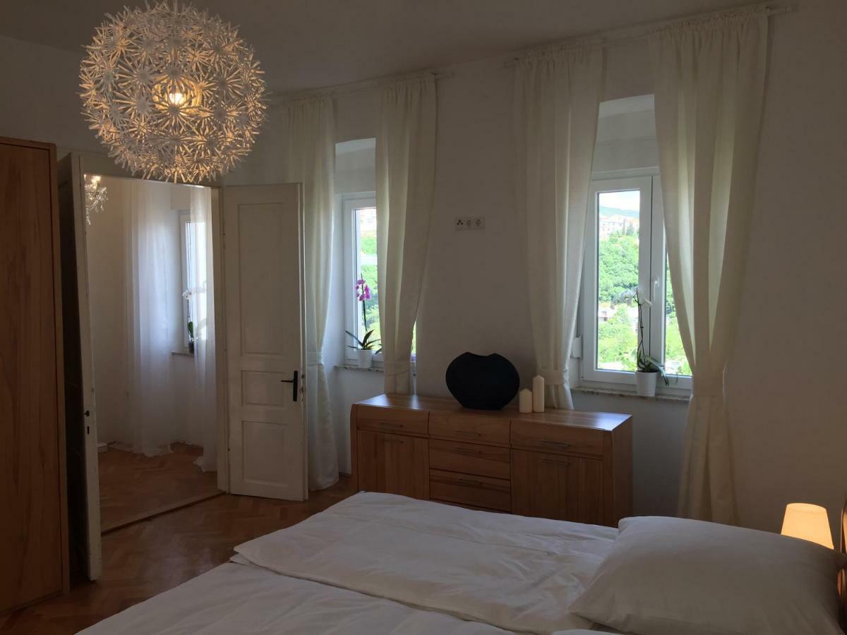 Central House Nona Crikvenica Ngoại thất bức ảnh